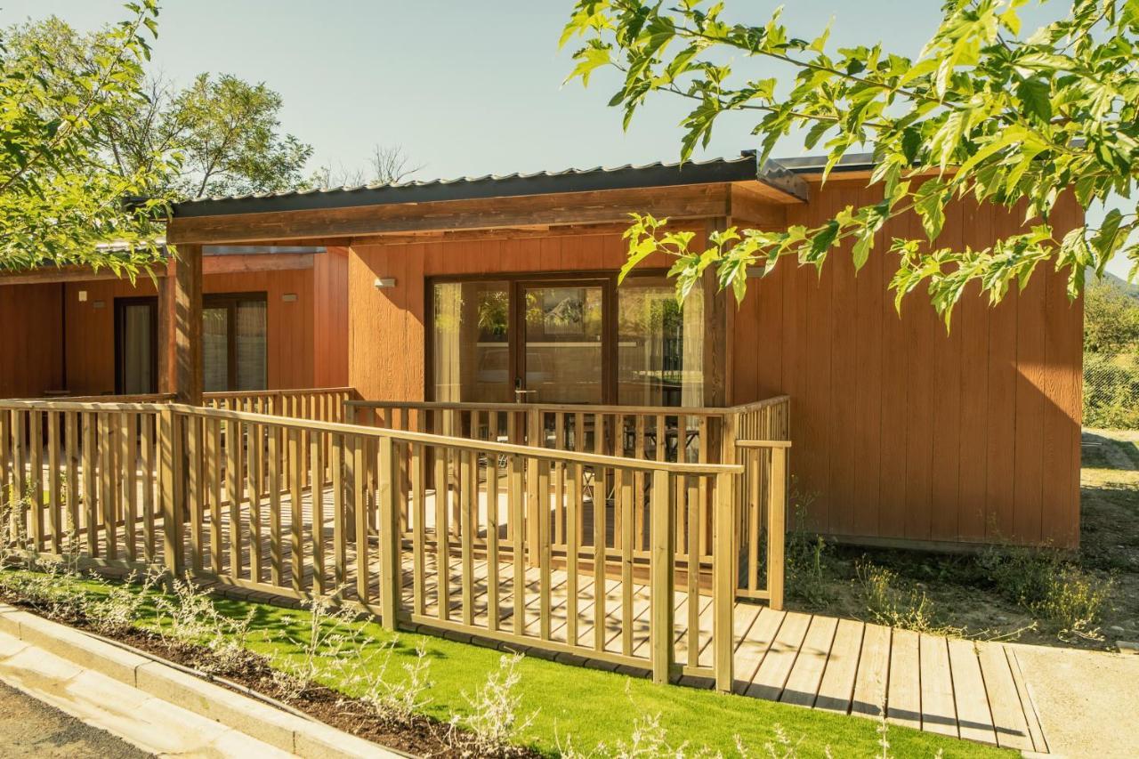 El Arrebol Comfort Camp Jaca Exterior foto